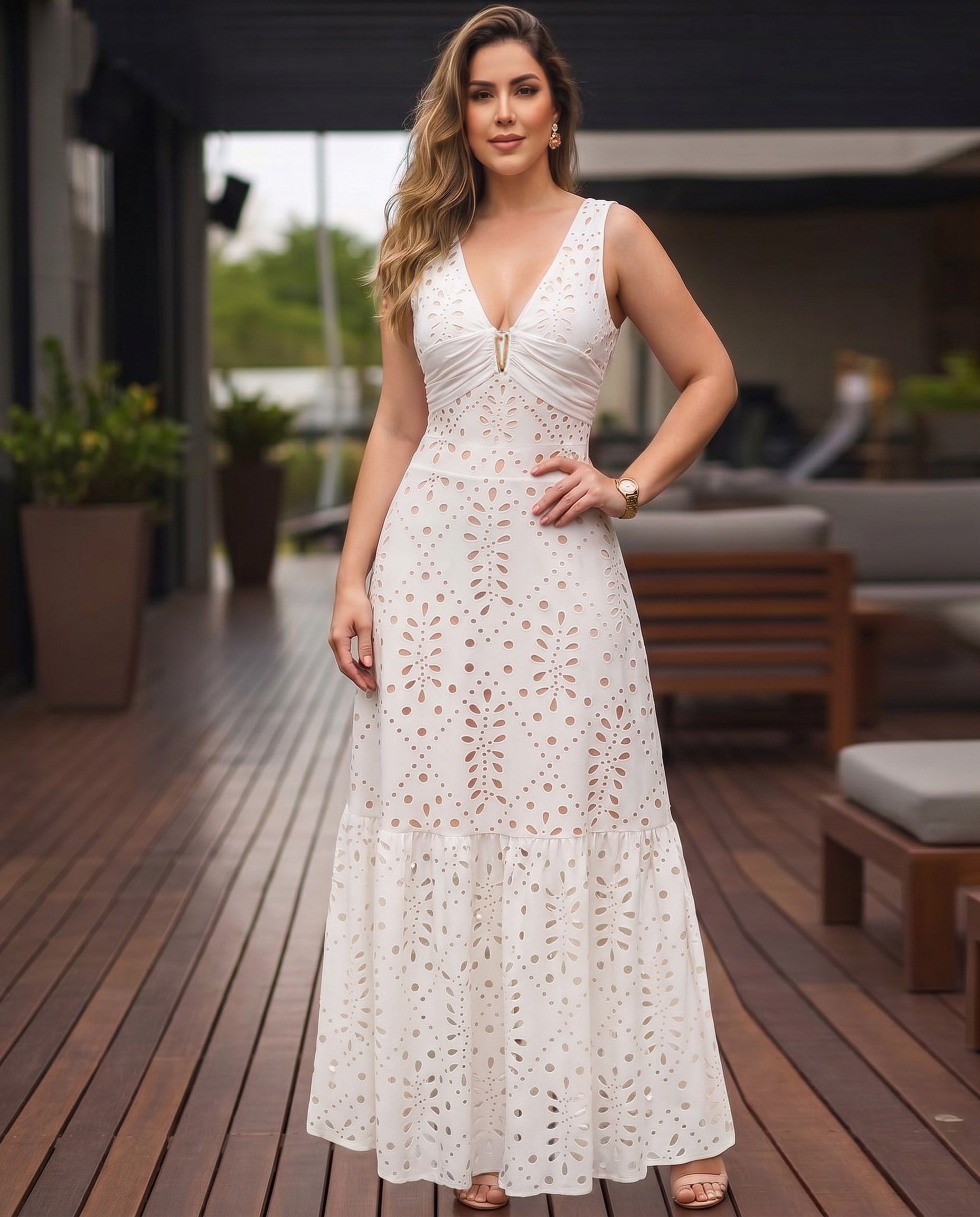 Plus Size V Neck Solid Color Laser Cutting Flower One Piece Swimsuit and Skirt