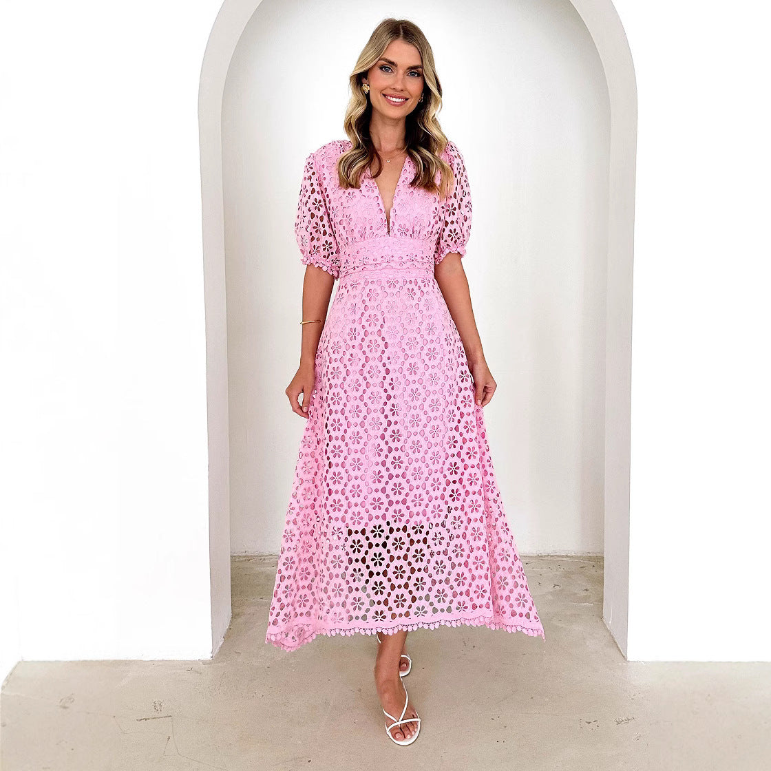 V Neck Puff Sleeve Lace Dress