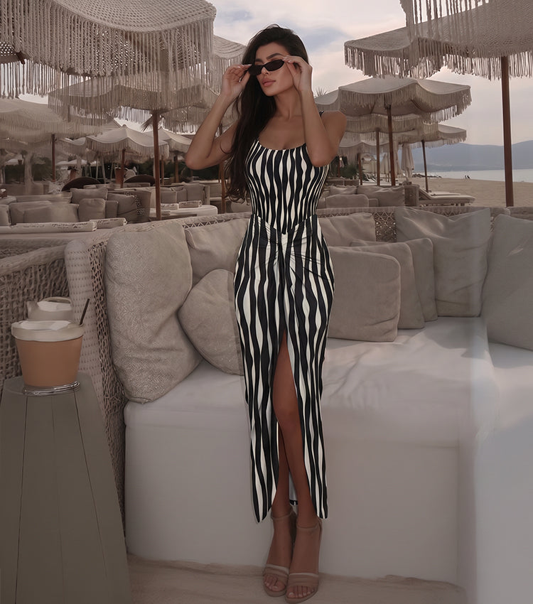 Round Neck Stripe Print Black Swimsuit Set(s)