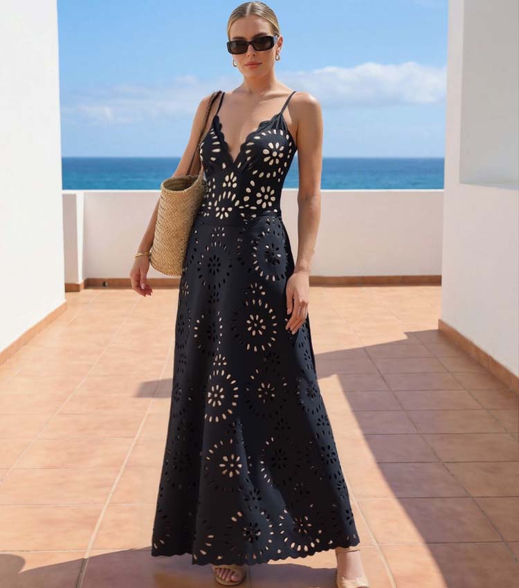 Plus Size Black Laser Cutting Flower Hollow One Piece Swimsuit and Skirt