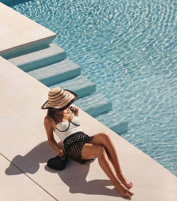 Ring Decoration White One Piece Swimsuit and Skirt