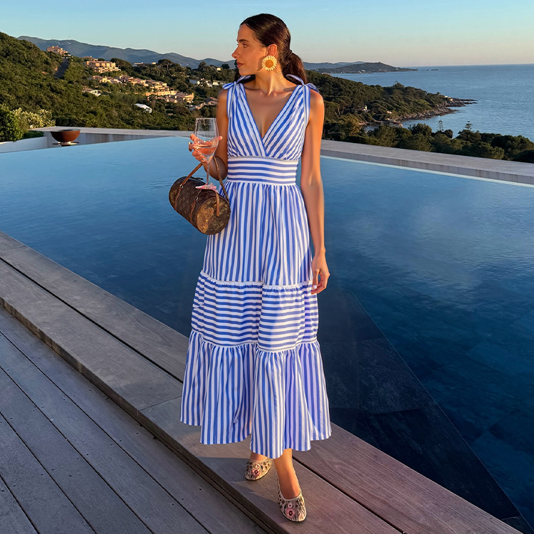 Plus Size Bowknot Striped Print One Piece Swimsuit and Skirt