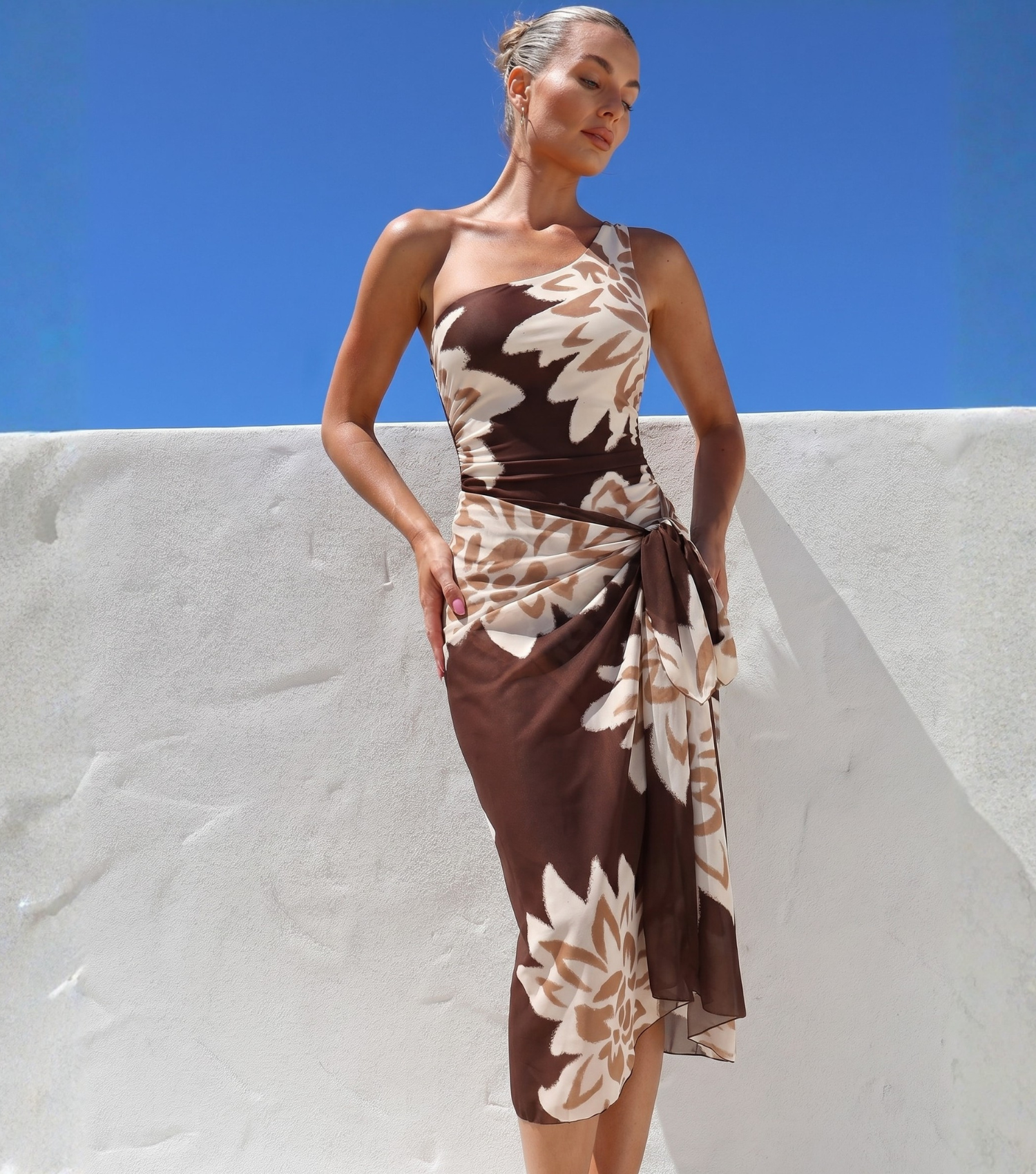 Plus Size One Shoulder Printed One Piece Swimsuit and Sarong