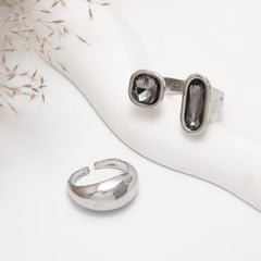 Black with Inlaid Diamonds Toe Ring