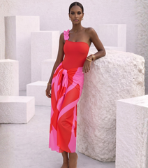 Plus Size One Shoulder Color Block One Piece Swimsuit and Sarong
