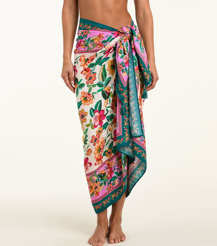 Halter-neck Bloom Haven Print Swimsuit Set(s)