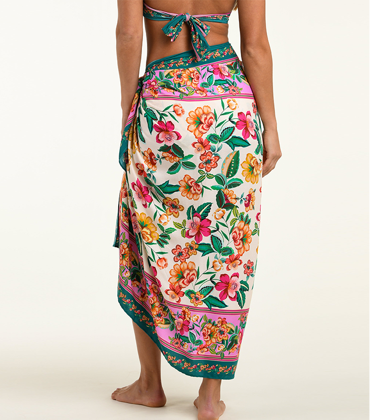 Halter-neck Bloom Haven Print Swimsuit Set(s)