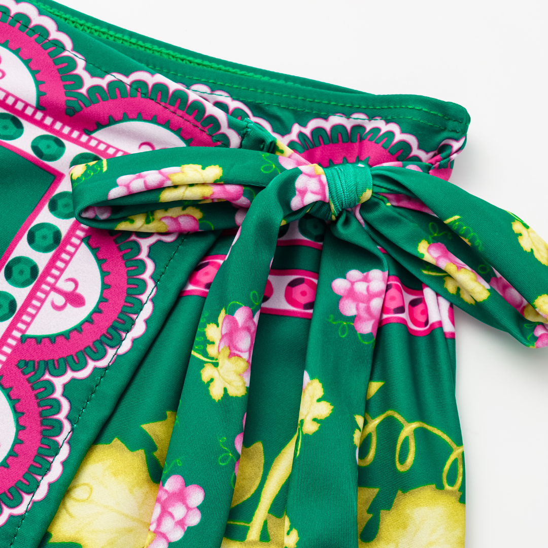 Plus Size Ruffled Deep V Retro Green Grapes Print One Piece Swimsuit and Skirt