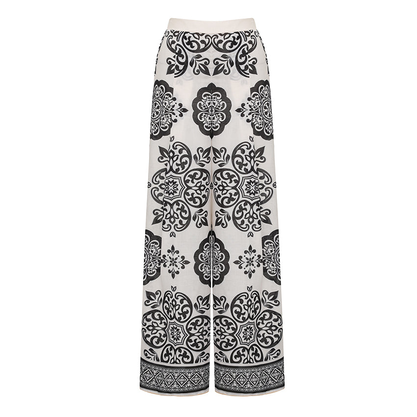 Sling White Retro Printed Swimsuit Set(s)
