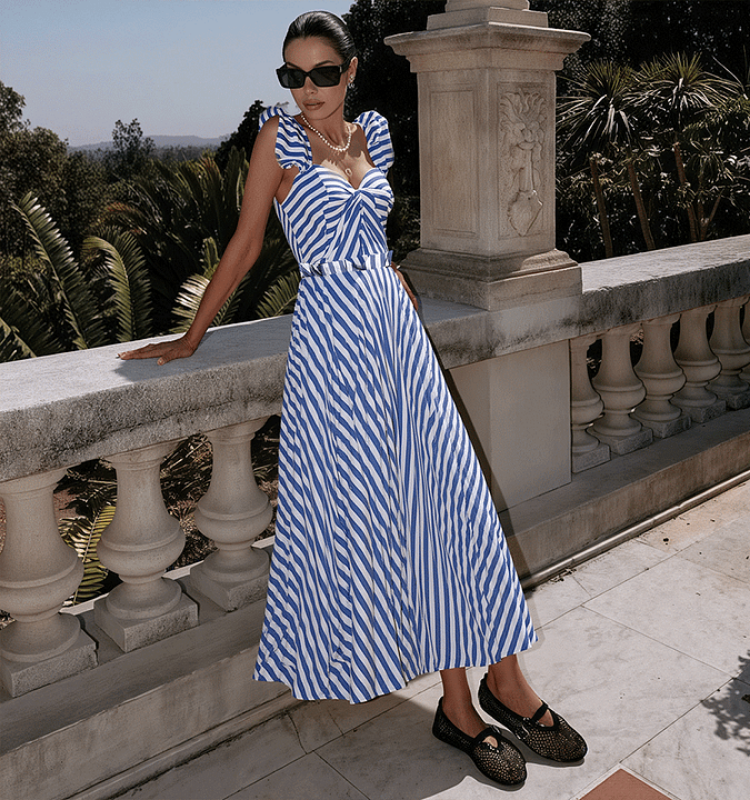 Plus Size Ruffle Striped Print One Piece Swimsuit and Skirt