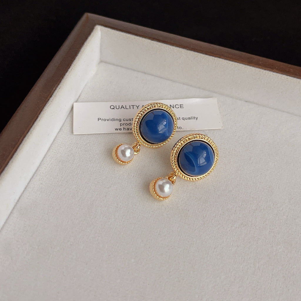 Retro-Chic Stud Earrings