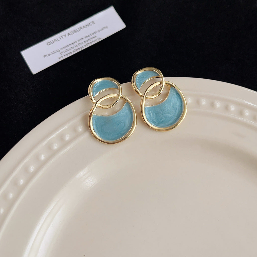 Retro-Chic Stud Earrings