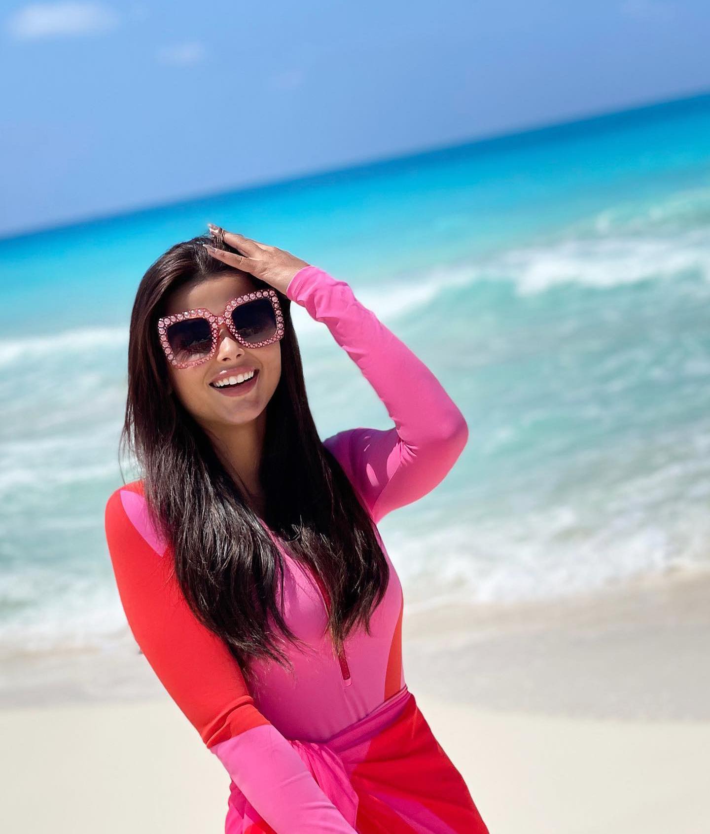 Rash Guard Long Sleeve Zip Front Pink One Piece Surf Swimsuit and Sarong Flaxmaker